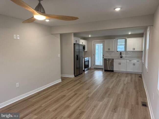 Building Photo - 9135 CUCKOLD Rd