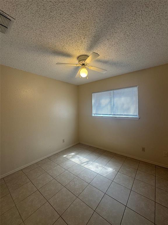 Building Photo - 405 Whitetail Dr