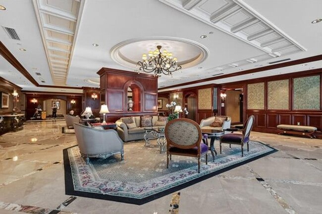 Building Photo - 9595 Collins Ave Ave