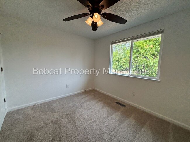 Building Photo - ATTENTION GARDENERS! Charming Indian Hills...
