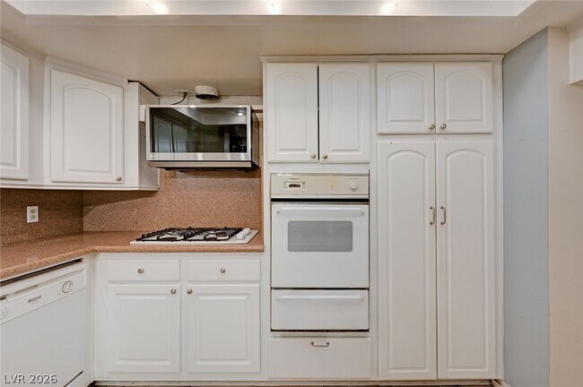 Building Photo - 3518 Blackstone St