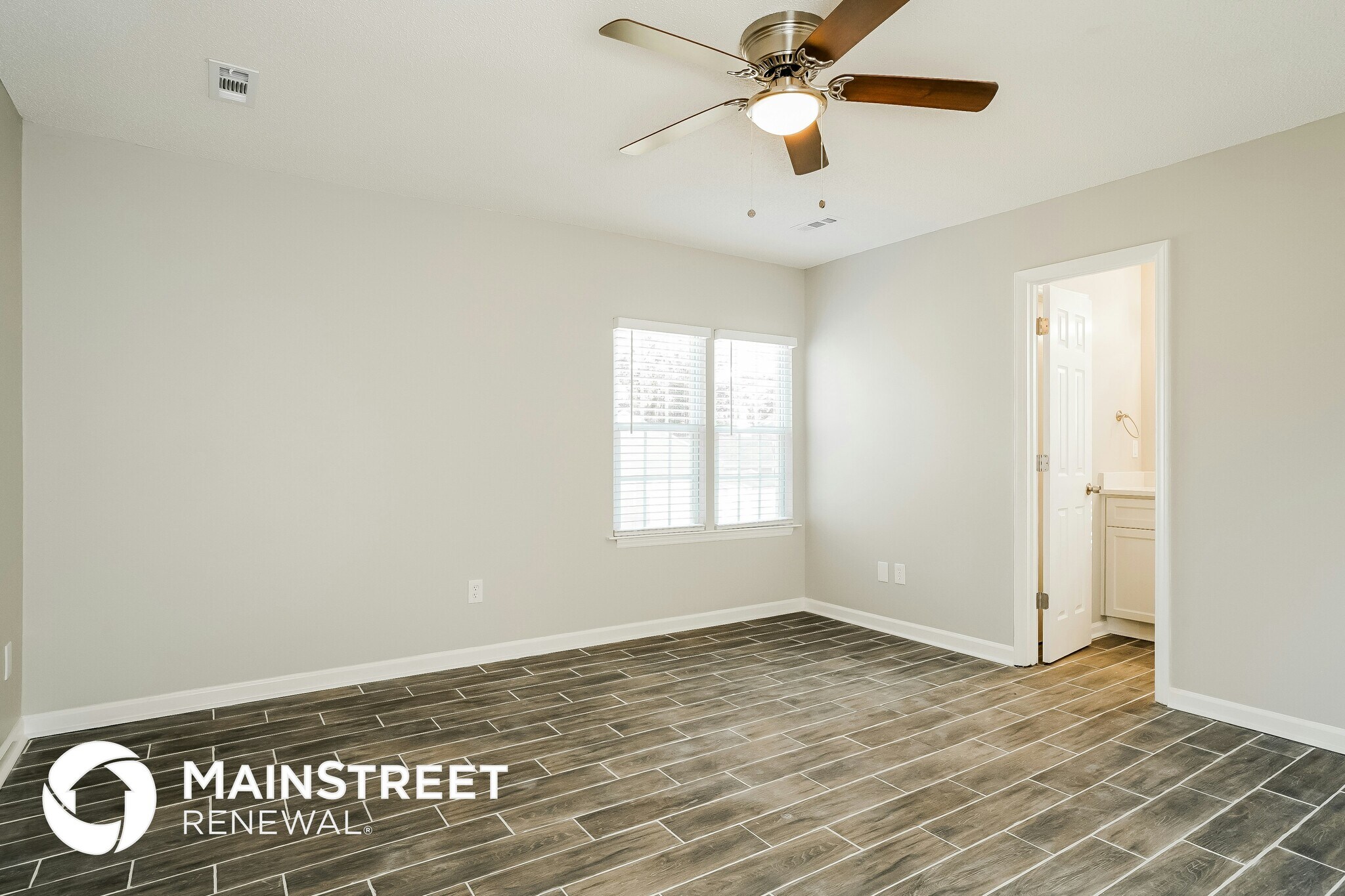 Building Photo - 1915 Collier Rd