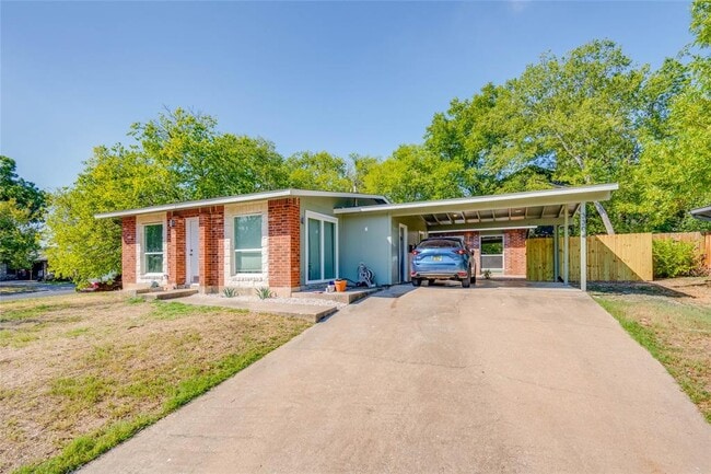 Building Photo - 3304 Dolphin Cove