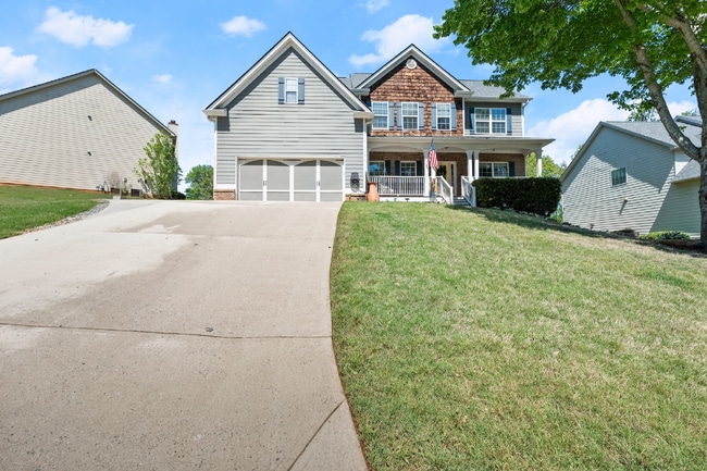 Building Photo - Spacious 5 Bedroom/3 Bath Home with Basement!