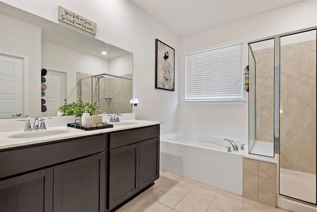 Building Photo - 2617 Franklin Dr