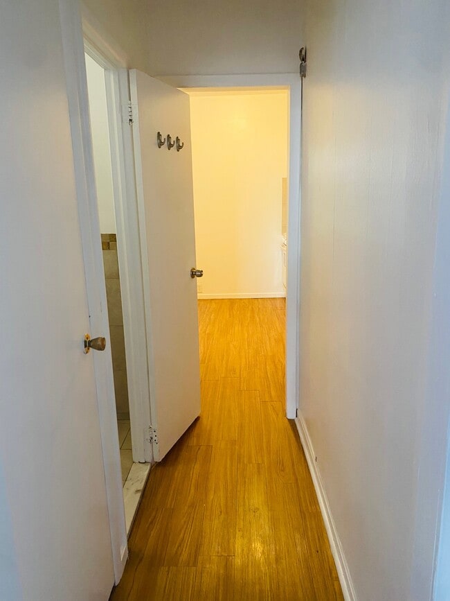 Building Photo - 3118 Belgrade St