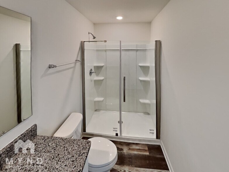 Building Photo - 122 Fosters Gln Pl