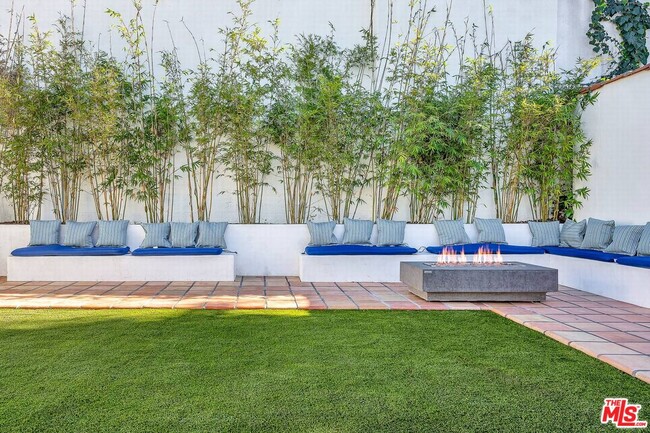 Building Photo - 920 Spaulding Ave