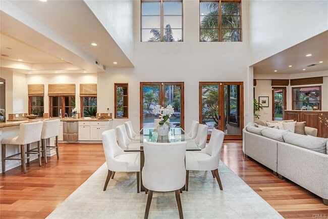 Building Photo - 1807 Valley Park Ave