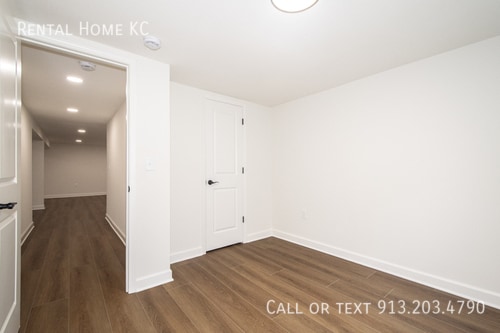 Building Photo - 8400 W 93rd St