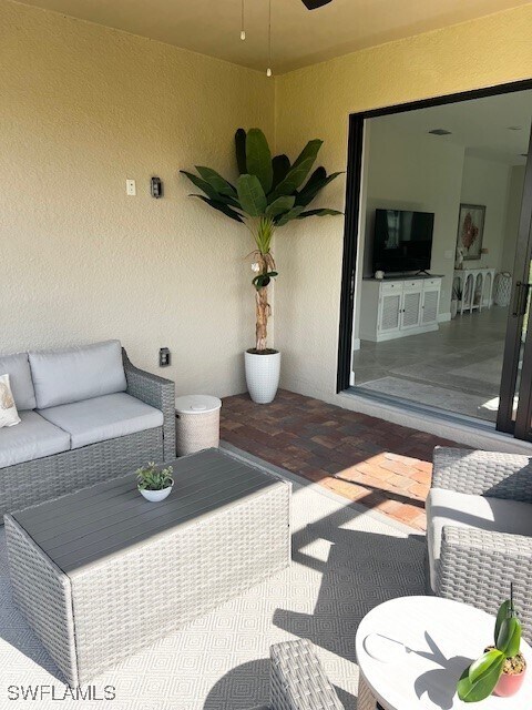 Building Photo - 17442 Caravita Ln