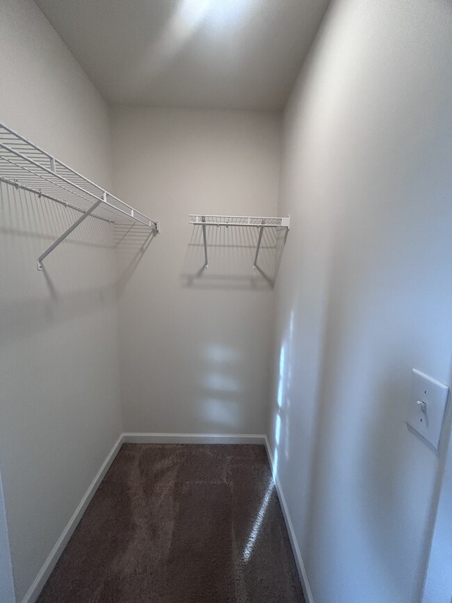 Secondary walk-in closet - 146 Ofner Dr