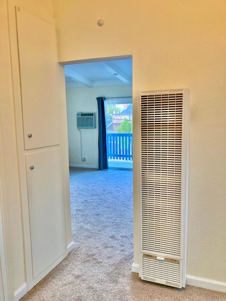 Building Photo - 907 Sharmon Palms Ln