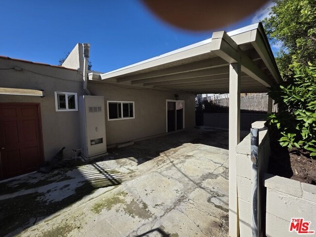 Building Photo - 375 N Avenue 52