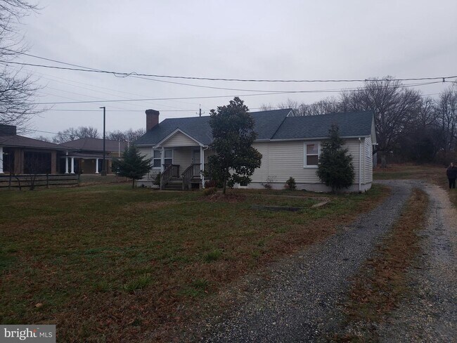 Building Photo - 77 Glymont Rd
