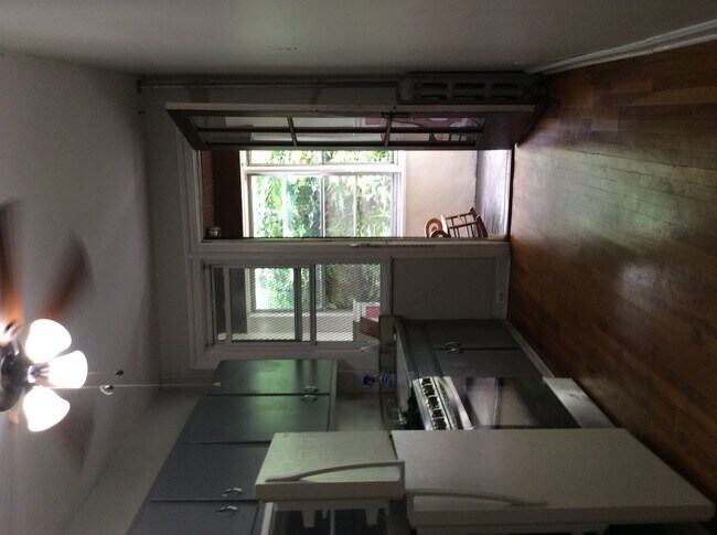 Building Photo - 146 Daniel Low Ter