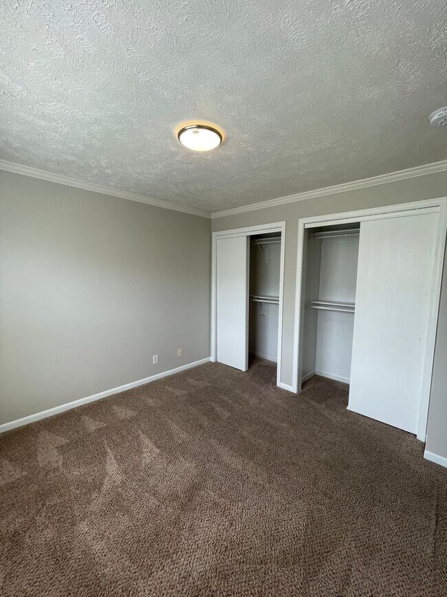 Building Photo - 1104 Mazatlan Cir