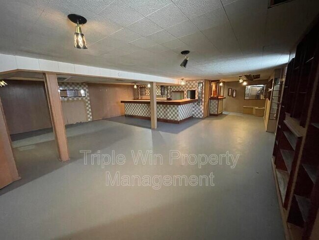 Building Photo - 11423 Ortega Dr