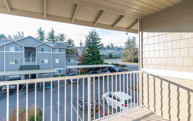 Building Photo - Two Bedroom Two Bathroom Condo in Summerwind