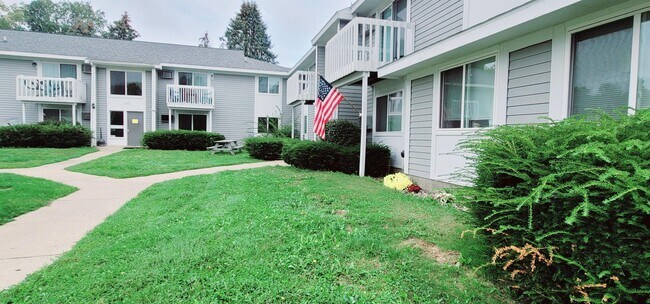 Building Photo - 1015 Cato Ln