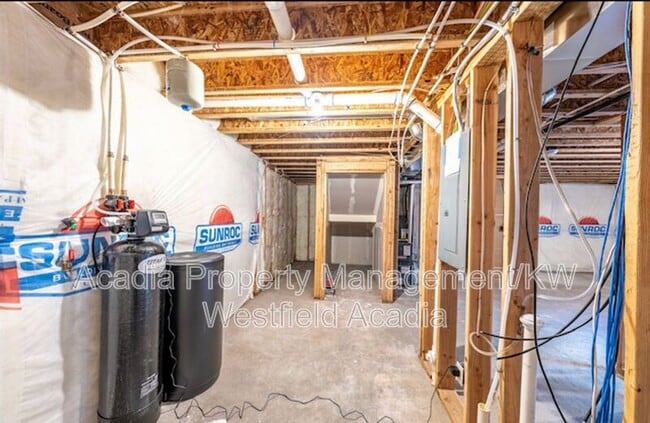 Building Photo - 3713 N 60 E