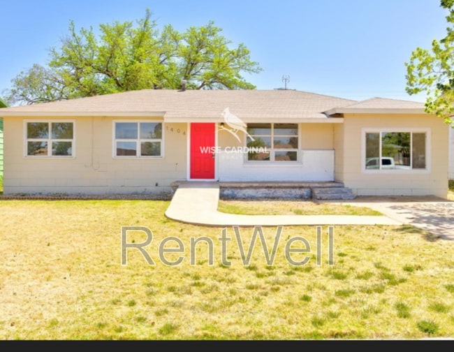 Primary Photo - 1404 E Reppto St