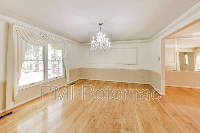 Building Photo - 14672 Brougham Way