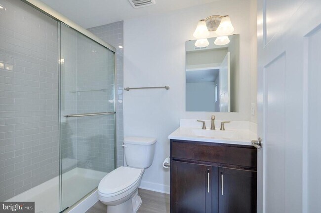 Building Photo - 14 Trotting Rd