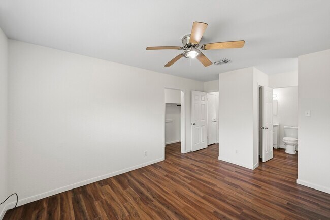 Building Photo - 7303 Housman