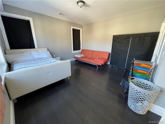 Building Photo - 308 Battle Ave