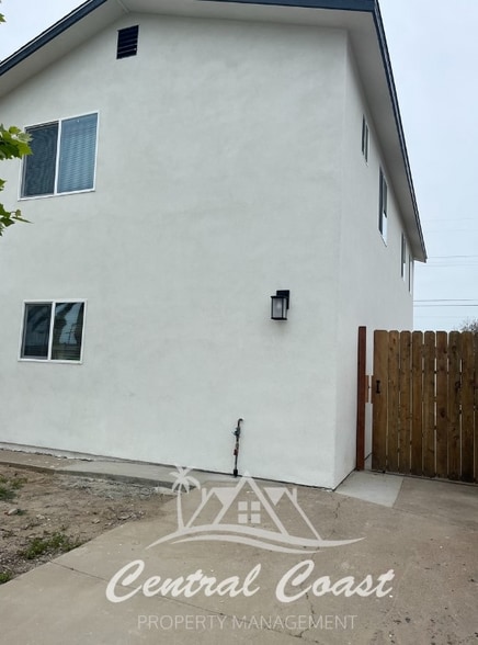 Building Photo - 0 Agnes Ave