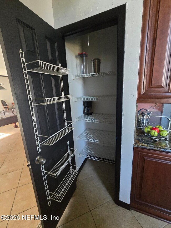 Building Photo - 6931 Cane Grass Ln E