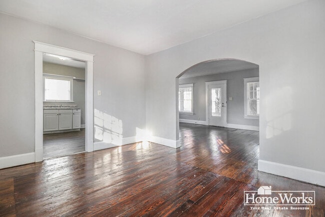 Building Photo - Charming 3-Bedroom Home with Updated Features and