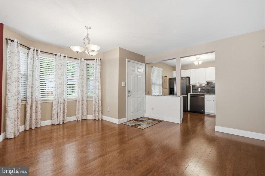 Building Photo - 3105 Danbury Ct