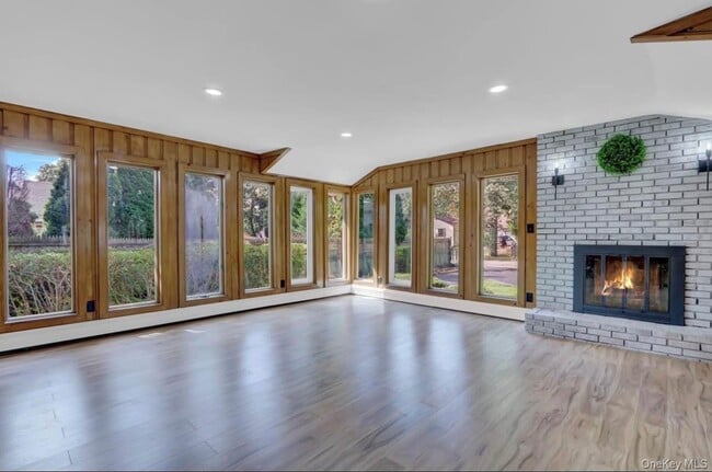 Building Photo - 85 Woodland Dr