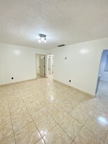Building Photo - 1493 NE 148th St