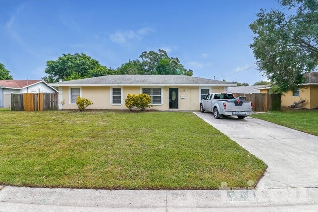 Building Photo - 5360 Alhambra Way S