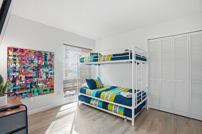 Building Photo - 13609 Heritage Way