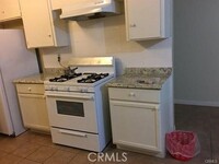 Building Photo - 338 S Pomelo Ave