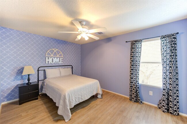 Building Photo - 2351 Urban Forest Ct