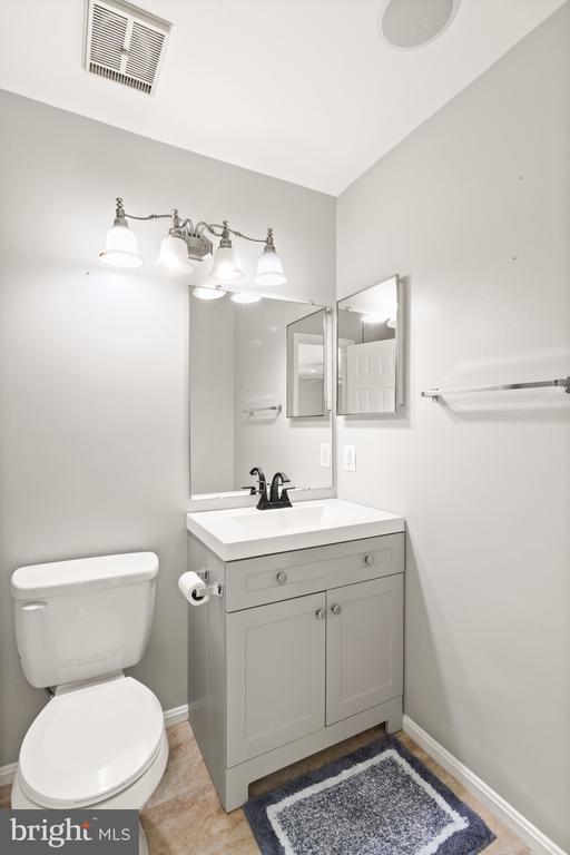 Building Photo - 12317 Wadsworth Way