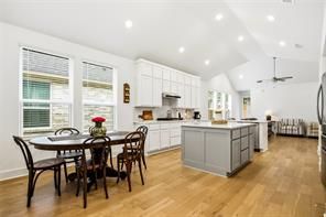 Building Photo - 606 Sagebrush Trl