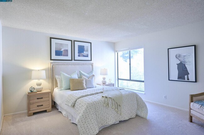 Primary Bedroom - 340 N Civic Dr