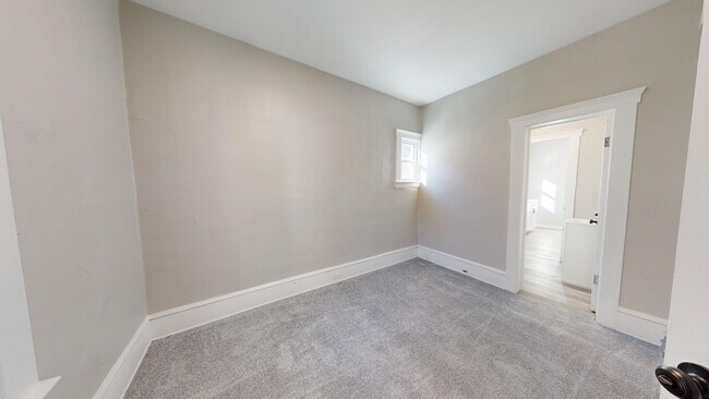 Building Photo - 7408 Dudley Ave