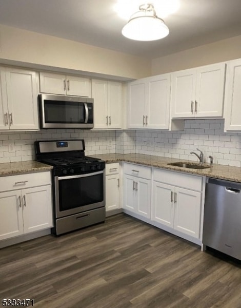 Building Photo - 290 3rd St