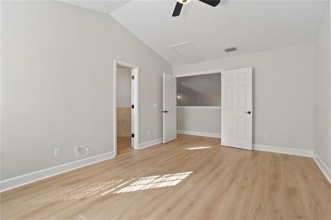 Building Photo - 1454 FARRINGDON Cir