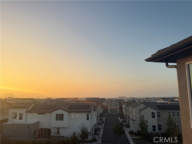 Building Photo - 422 Clipper