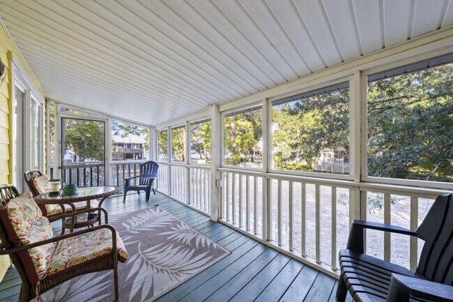 Building Photo - 1748 Malone Ln