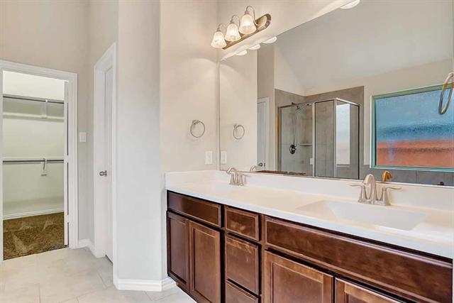 Building Photo - 183 Balfour Dr