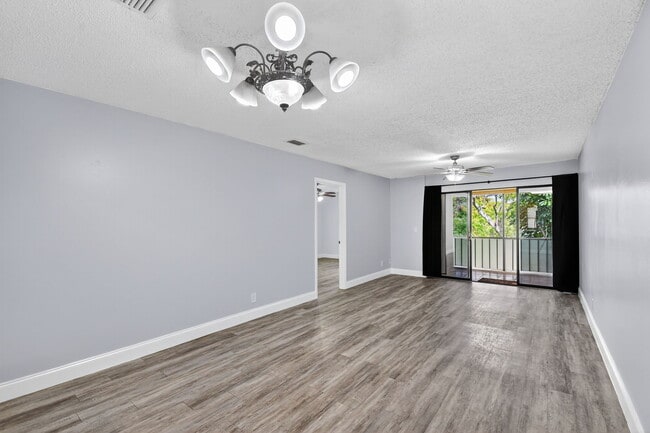 Building Photo - 5985 Forest Hill Blvd